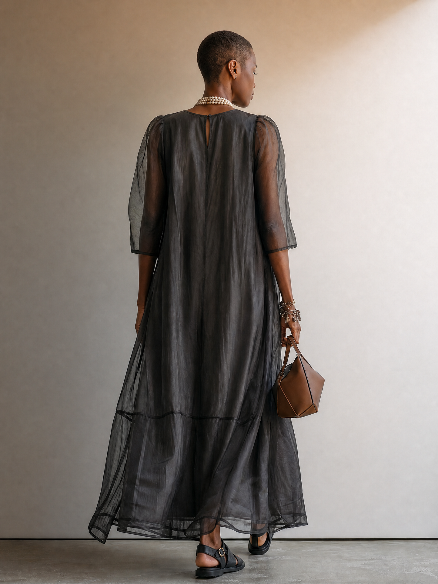 Women’s Dark Gray Minimalist Sheer Chiffon Overlay Round Neck Mid Sleeve Flowy Tiered Oversized Maxi Dress MDZ0299G1T