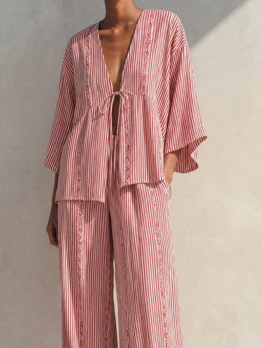 Women's Bohemian Red And White Striped Viscose Blend V-Neck Tie Front Kimono Sleeve Top And Wide-Leg Pants Two-Piece Set MDZ1490G4ZSQ